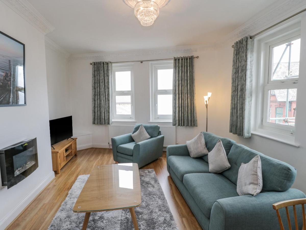 Bluewater View Apartment Солтбърн-бай-дъ-Сий Екстериор снимка